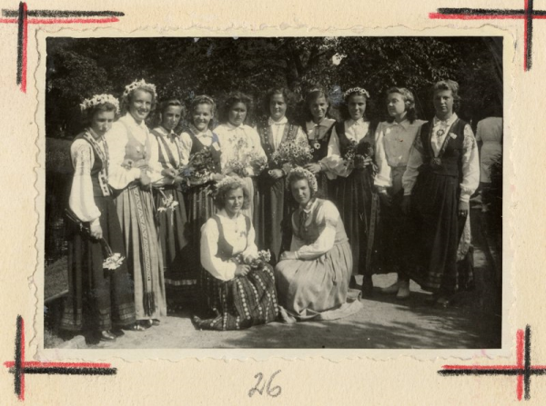 Rīgas 5. vidusskolas koris Dziesmu dienās Rīgā 1949. gadā