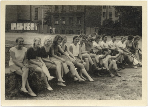 Cēsu kultūras centra tautas deju ansamblis "Raitais solis"