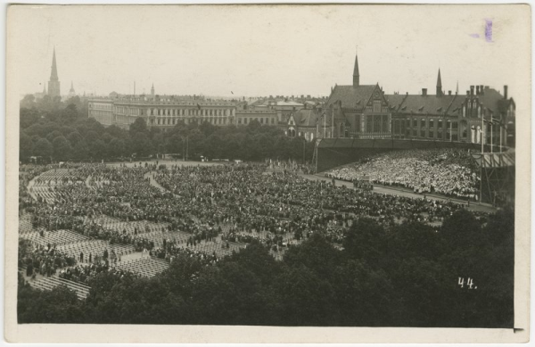 8. Dziesmu svētki. Rīgā