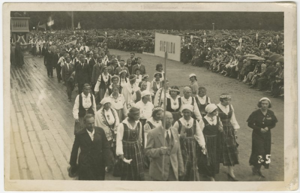 8. Dziesmu svētki. Rīgā