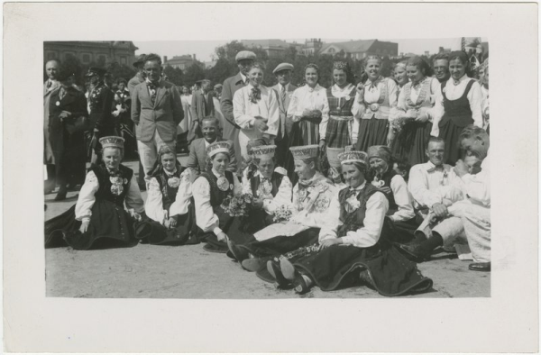 IX Latviešu Dziesmu svētku dalībnieki