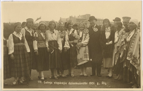 VII vispārējie latvju dziesmu svētki