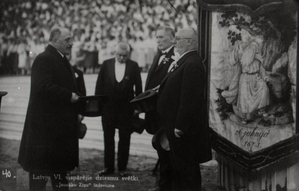 VI latvju vispārējie Dziesmu svētku diriģenti