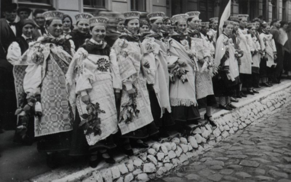 VIII latvju vispārējo Dziesmu svētku dalībnieki