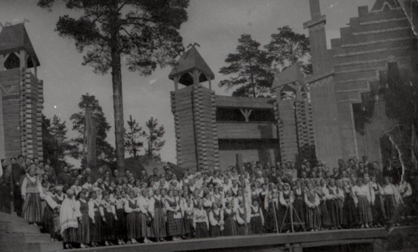 Latgales Dziesmu svētku dalībnieku koru uzstāšanās svētku priekšvakarā