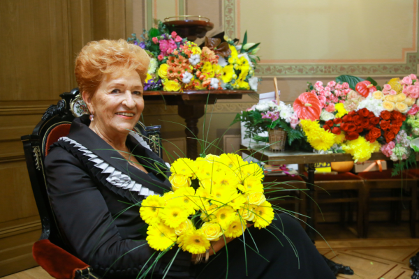 Ingrīda Saulīte 80 gadu jubilejas koncertā "Dejā rotāta"