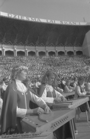 XIX Vispārējo latviešu Dziesmu un Deju svētku koncerts Mežaparka Lielajā estrādē