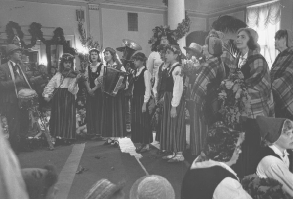 Folkloras kopu koncerts  Rīgas Latviešu biedrības namā XXI Vispārējo latviešu Dziesmu un XI Deju svētku laikā