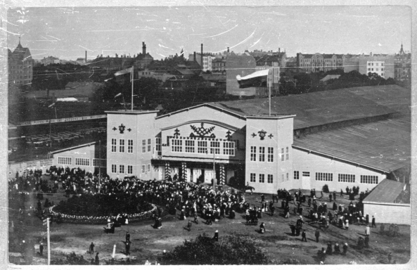 Dziesmu svētku koka svētku nams Rīgā