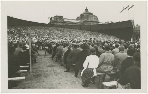 VIII Vispārējo latviešu Dziesmu svētku estrāde