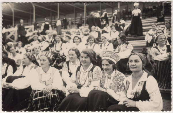 IX Vispārējo latviešu dziesmu svētku dalībnieki