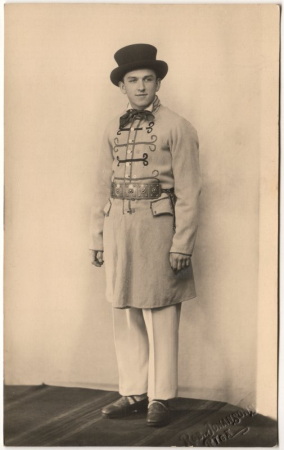 Dziesmu svētku dalībnieks