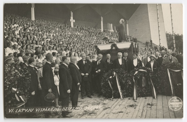 VI Latvju vispārējie dziesmu un mūzikas svētki Esplanādē