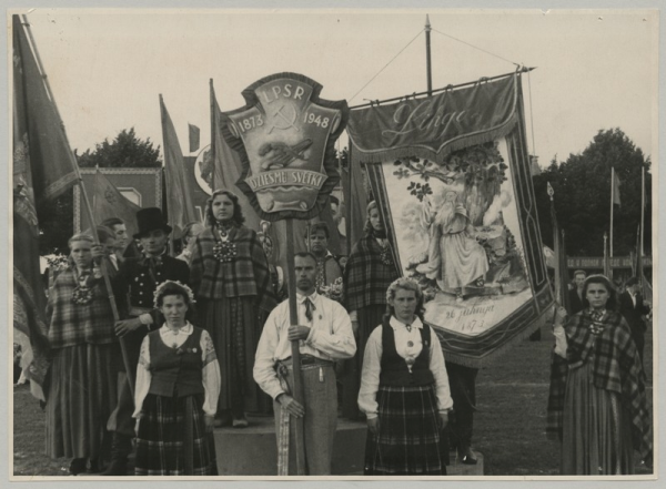 X Vispārējie latviešu dziesmu svētki