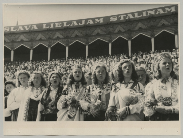 X Vispārējie latviešu dziesmu svētki