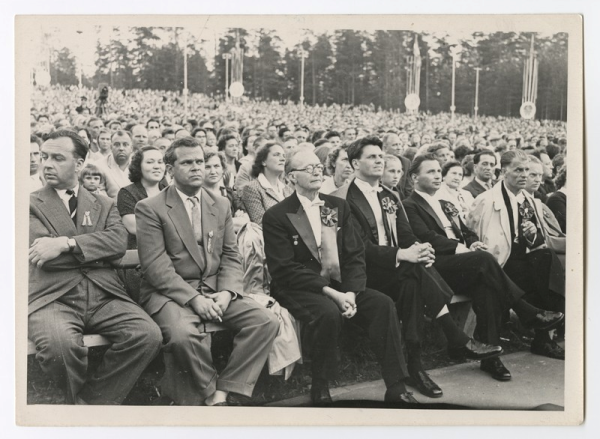 XIII Vispārējie latviešu dziesmu svētki