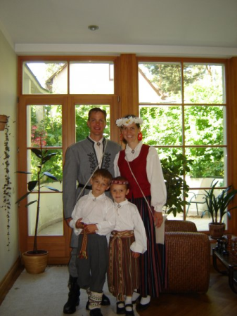 Selga Apse ar ģimeni