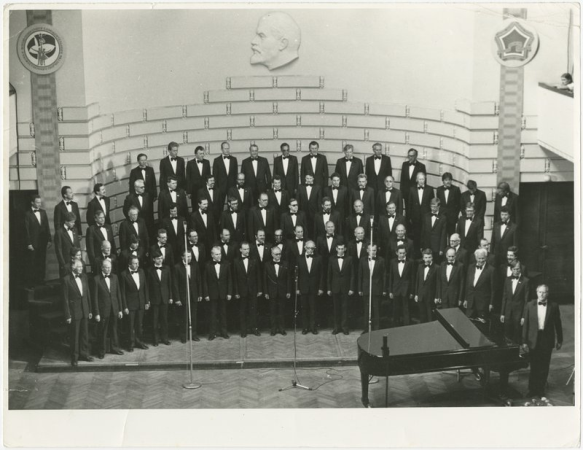 XIX Vispārējie latviešu dziesmu un deju svētki. Dziesmu karš