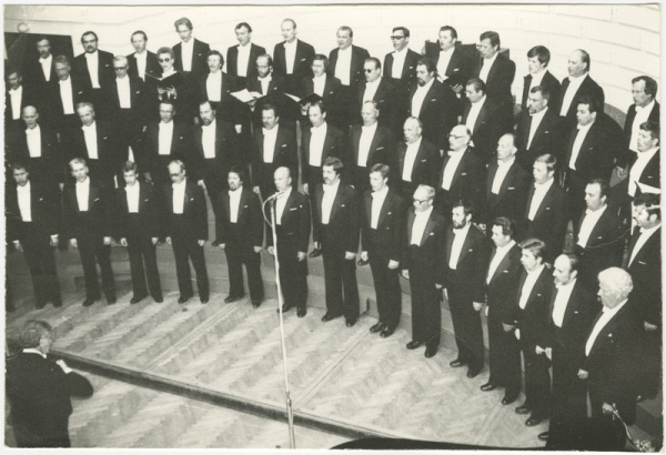 XIX Vispārējie latviešu dziesmu un deju svētki. Dziesmu karš