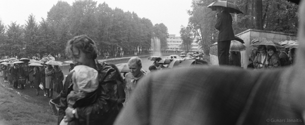 Dziesmu svētku simtgade : XVI Dziesmu svētki. Dziesmu svētku parkā