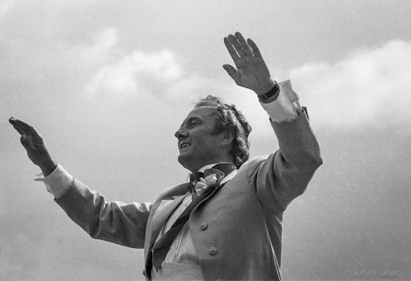 Dziesmu svētku simtgade : XVI Dziesmu svētki. Gido Kokars