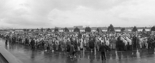 Dziesmu svētku simtgade : XVI Dziesmu svētki. Gājiens