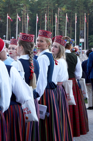 XXVI Vispārējie latviešu Dziesmu un XVI Deju svētki. Noslēguma koncerts "Zvaigžņu ceļā"