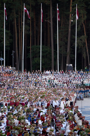 XXVI Vispārējie latviešu Dziesmu un XVI Deju svētki. Noslēguma koncerts "Zvaigžņu ceļā"