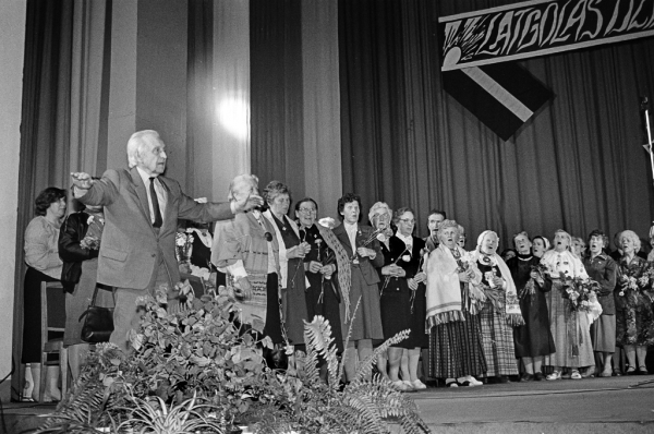 Haralds Mednis. 1940.gada Latgales Dziesmu svētku 50 gadu atcere