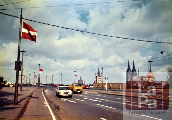 Ceļš Ķelnē Trešo Eiropas latviešu dziesmu svētku laikā