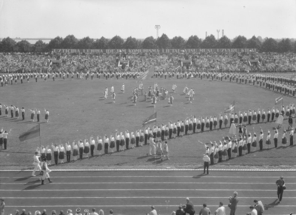XV Vispārējie latviešu dziesmu un deju svētki. Deja