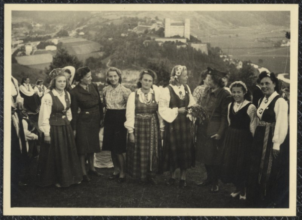 Franku novada latviešu 4. dziesmu dienu dalībnieces