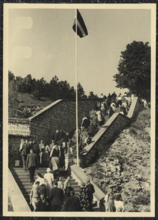 Franku novada latviešu 4. dziesmu dienu dalībnieku gājiens