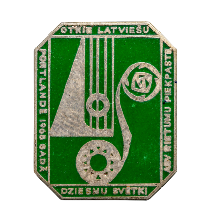 ASV Rietumkrasta latviešu Dziesmu svētku piespraude (1965, Portlande)