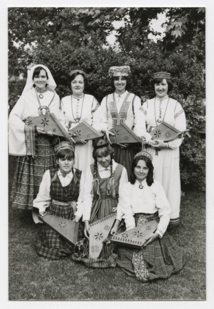 Kokļu ansamblis Melburnas "Teika"