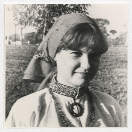 Irēne Nīta, Adelaidas Tautas deju kopas "Mazais auseklītis" vadītāja