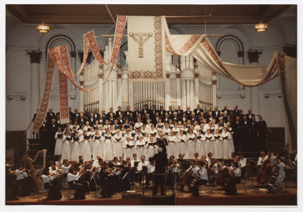 Latviešu mūzikas koncerts. Piedalās Adelaidas Latviešu biedrības jauktais koris un Daugavas Vanagu vīru koris "Daugava"