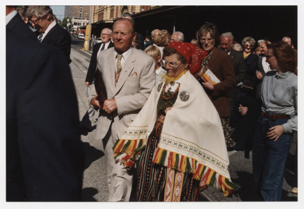 Svētku gājiens Melburnas ielās. Gājiena dalībnieki