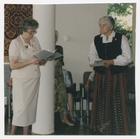 Lietišķās mākslas izstādes atklāšana Kanberas Mākslas skolā