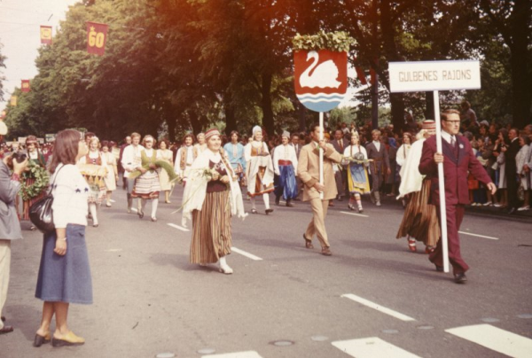 Gulbenes rajons XVII Vispārējo latviešu dziesmu un deju svētku gājienā