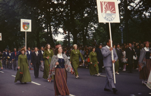 Balvu delegācija XVII Vispārējo latviešu dziesmu un deju svētku gājienā
