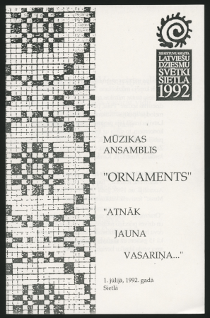 XII Rietumu krasta Latviešu Dziesmu svētki 1992 : Mūzikas ansamblis „Ornaments” ar uzvedumu "Atnāk jauna vasariņa"